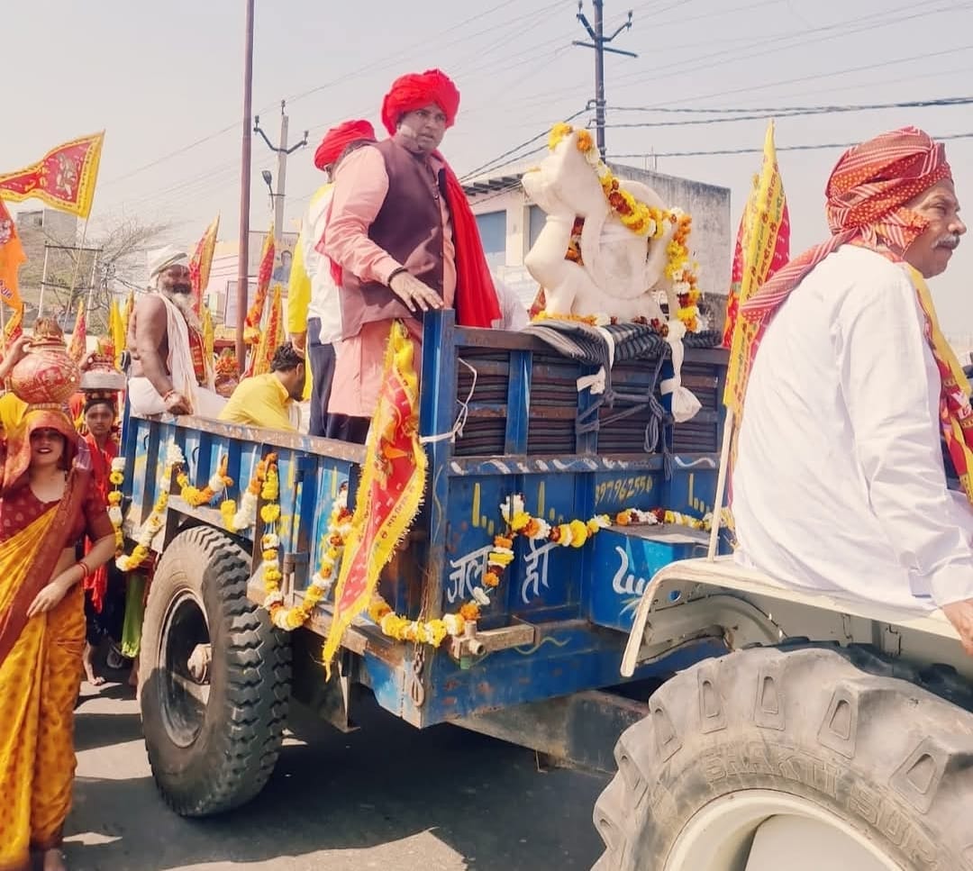 गौ माता को राष्ट्र माता घोषित करने की मांग